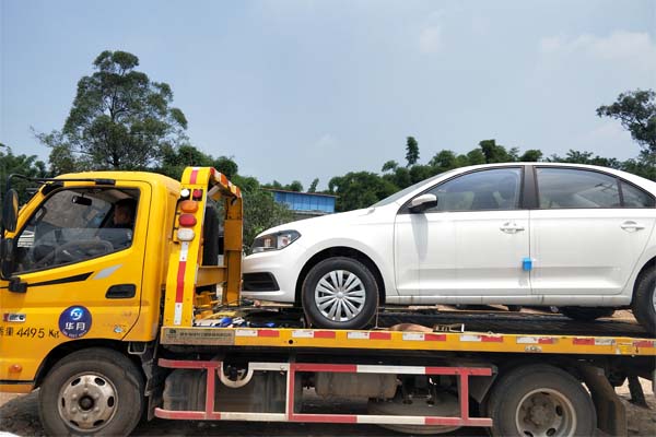 昆明汽車托運(yùn)收費(fèi)標(biāo)準(zhǔn),昆明轎車托運(yùn)要多少錢